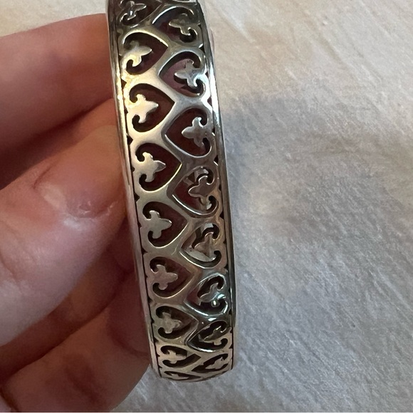 Brighton scroll open heart magnetic bracelet - Picture 2 of 2
